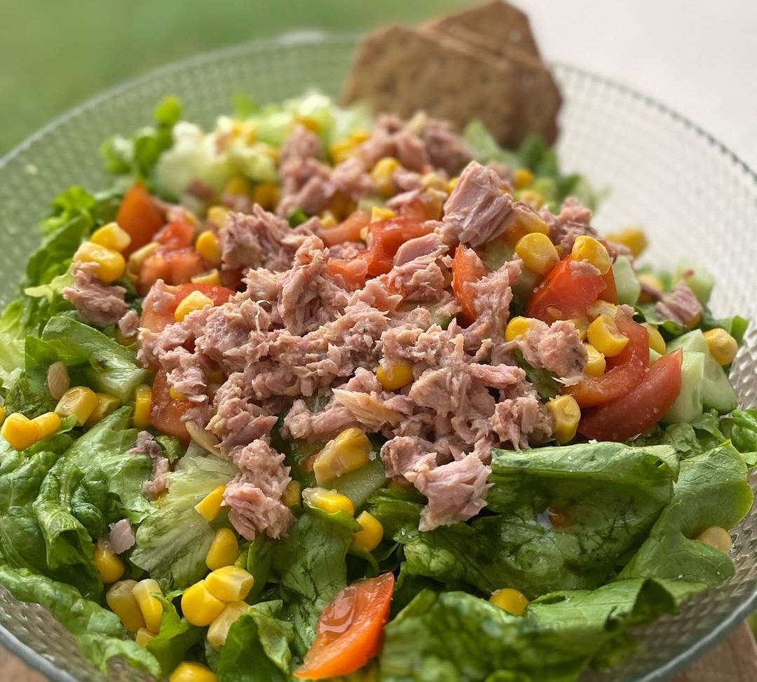 Tonbalıklı salata 